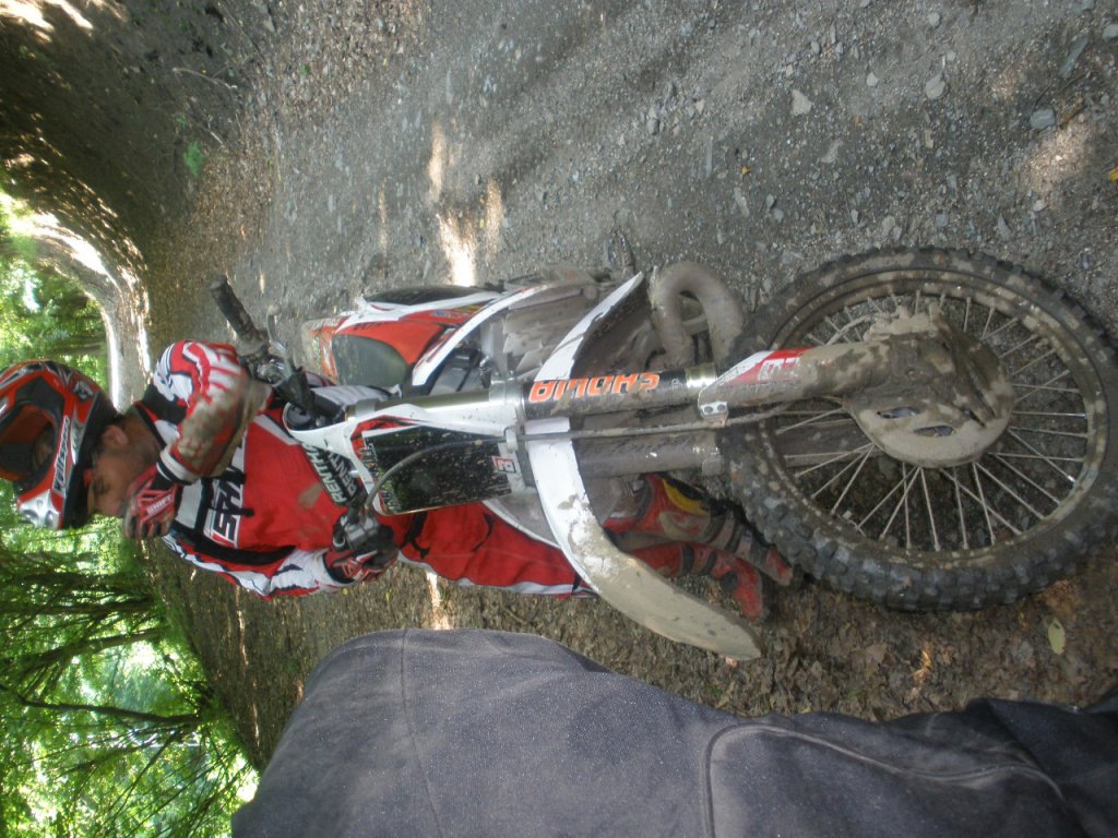 Натиснете снимката за да я уголемите

Име:P6190044.jpg
Прегледи:1
Размер:195.2 КБ
ID:5286932