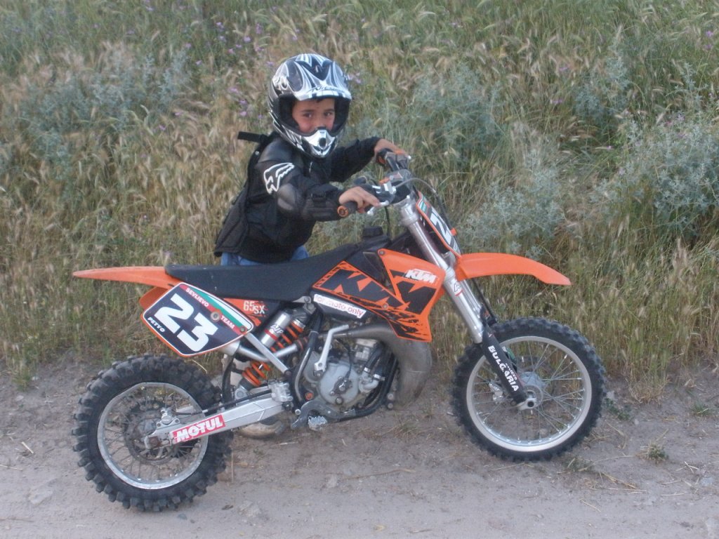 Натиснете снимката за да я уголемите

Име:P6180019.jpg
Прегледи:1
Размер:180.8 КБ
ID:5287789