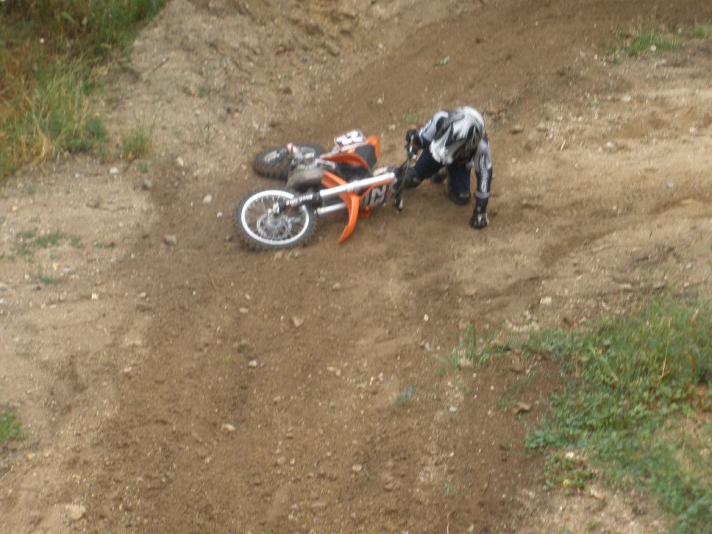 Натиснете снимката за да я уголемите

Име:P7030008.jpg
Прегледи:1
Размер:137.8 КБ
ID:5289744