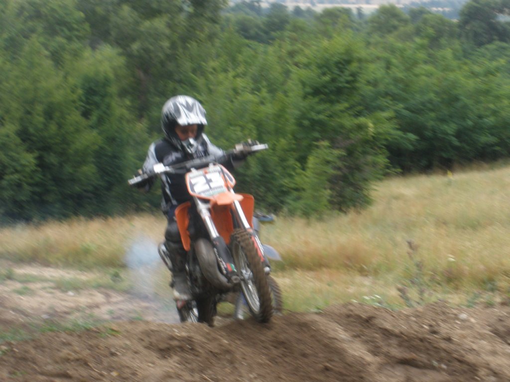 Натиснете снимката за да я уголемите

Име:P7030011.jpg
Прегледи:1
Размер:117.8 КБ
ID:5289746