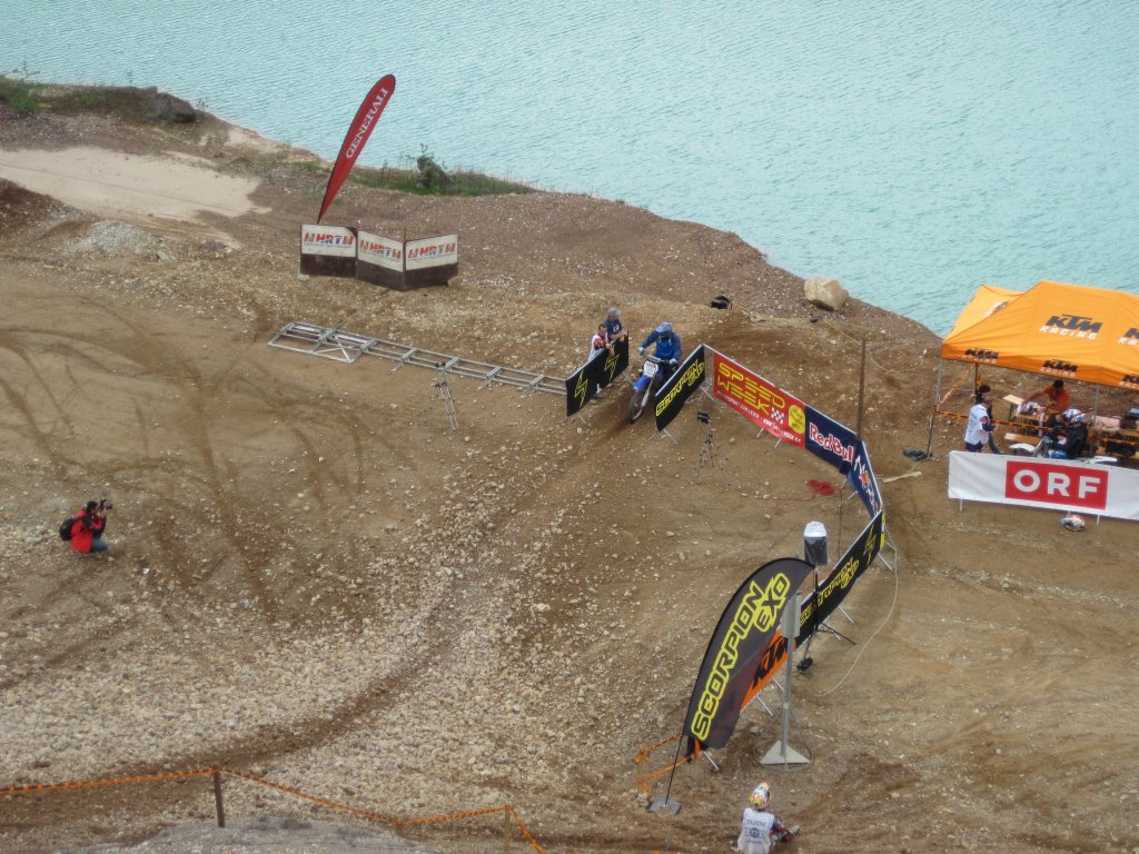 Натиснете снимката за да я уголемите

Име:IMG_3155.jpg
Прегледи:1
Размер:201.7 КБ
ID:5290331