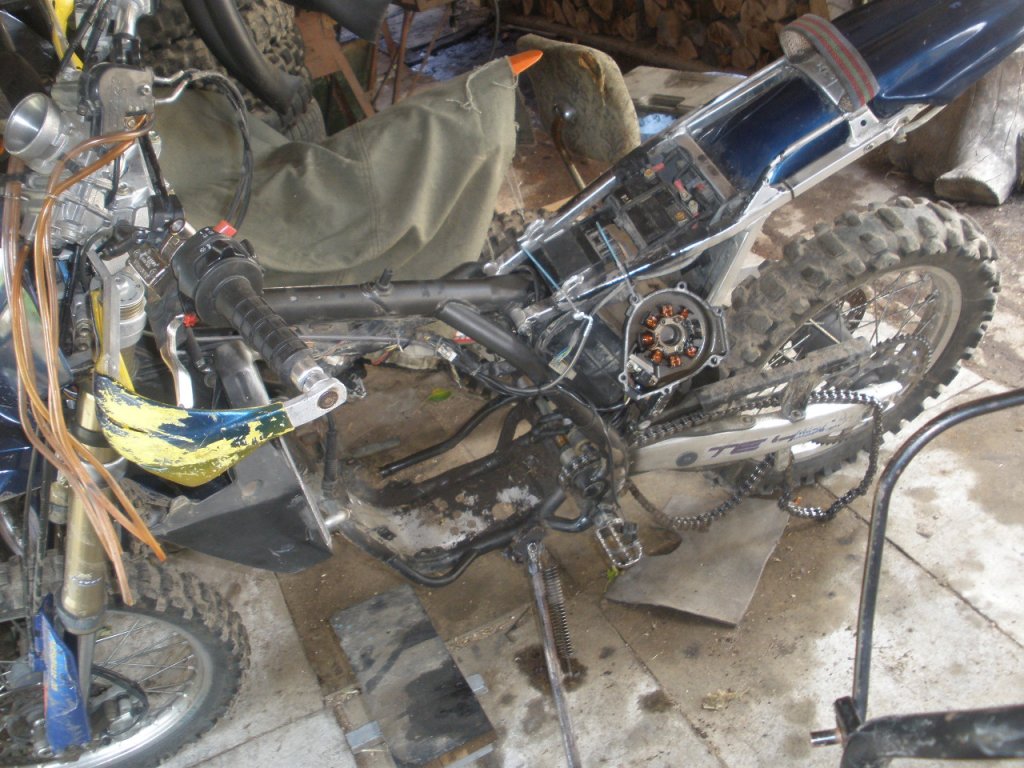 Натиснете снимката за да я уголемите

Име:P7060006.jpg
Прегледи:1
Размер:172.5 КБ
ID:5290320