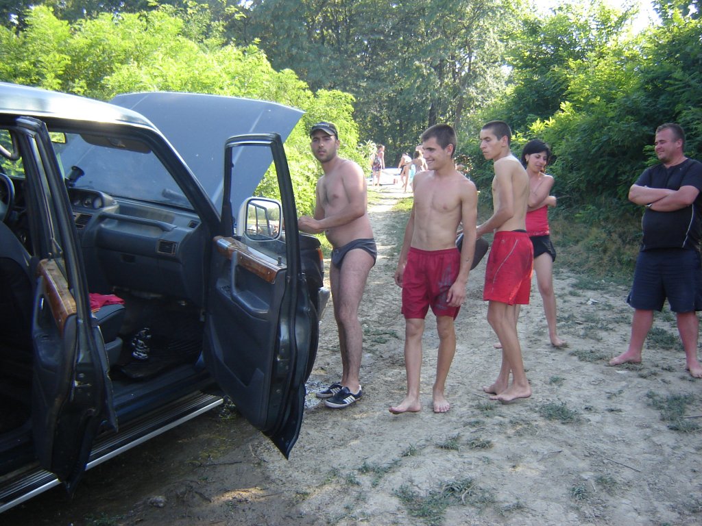 Натиснете снимката за да я уголемите

Име:DSC00073.jpg
Прегледи:1
Размер:201.7 КБ
ID:5290598