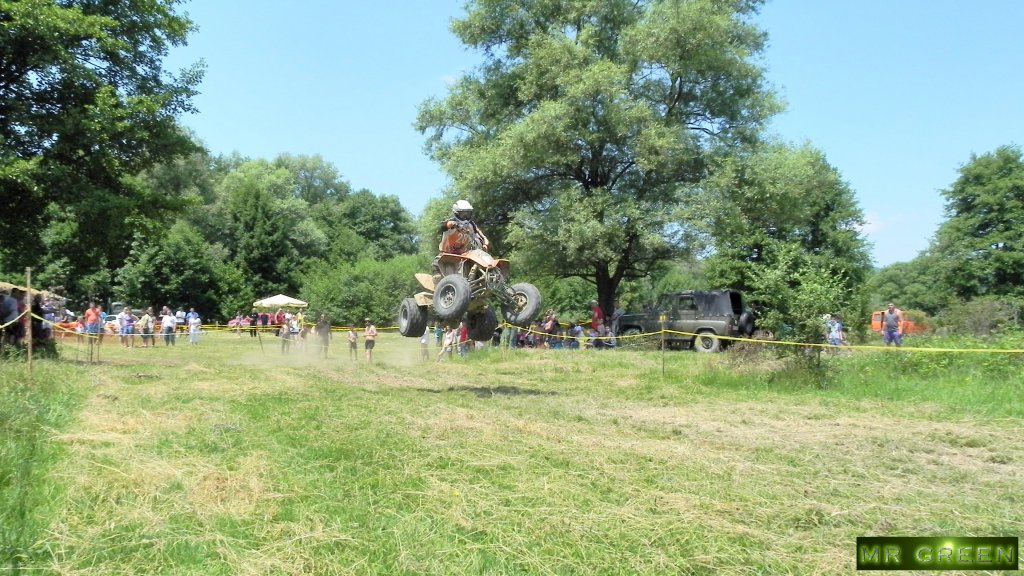 Натиснете снимката за да я уголемите

Име:Balkan4e Cross-18.06.2011 233.jpg
Прегледи:1
Размер:185.1 КБ
ID:5291156