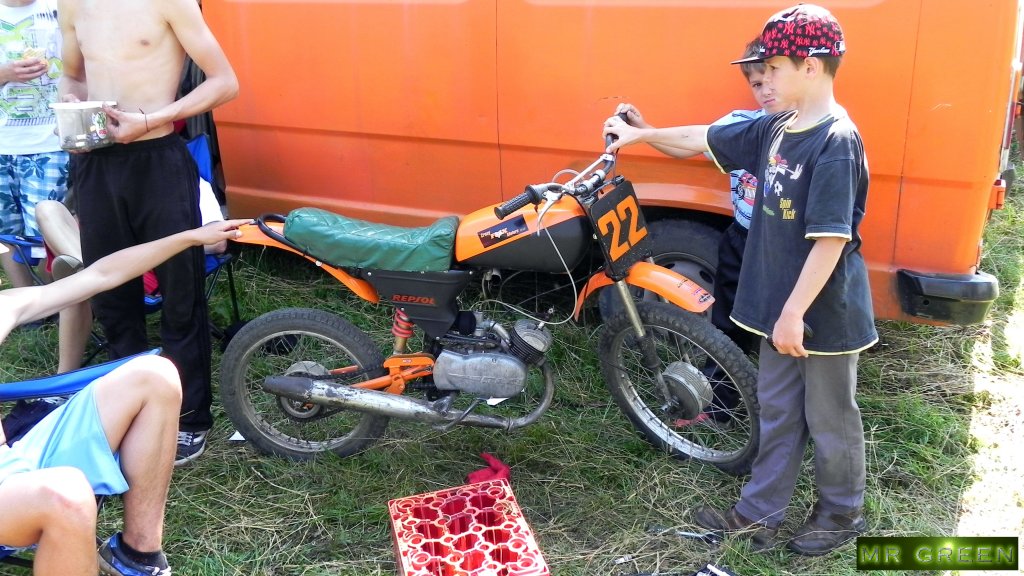 Натиснете снимката за да я уголемите

Име:Balkan4e Cross-18.06.2011 028.jpg
Прегледи:1
Размер:163.7 КБ
ID:5291157