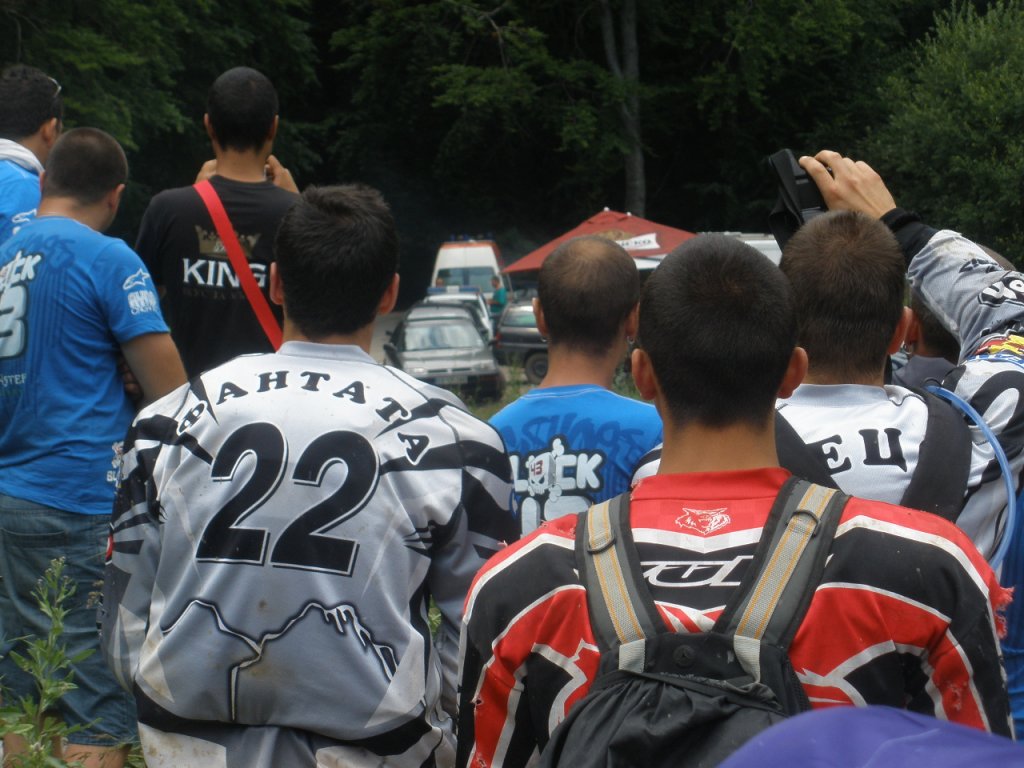 Натиснете снимката за да я уголемите

Име:P7240028.jpg
Прегледи:2
Размер:139.6 КБ
ID:5291810