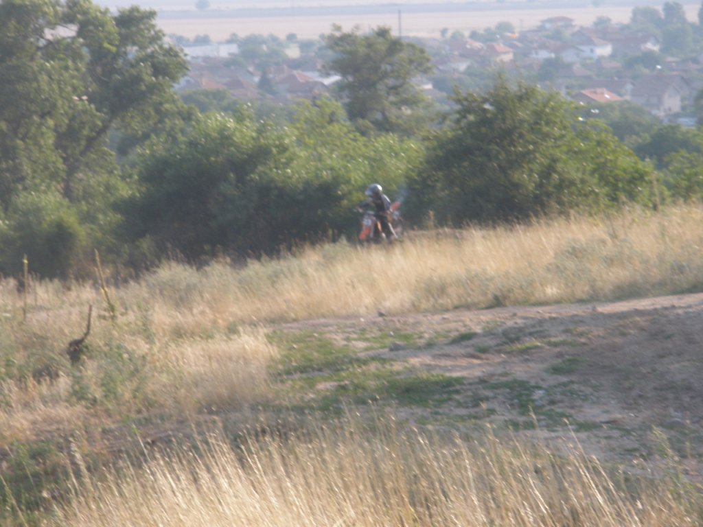 Натиснете снимката за да я уголемите

Име:P7260001.jpg
Прегледи:1
Размер:125.9 КБ
ID:5292104