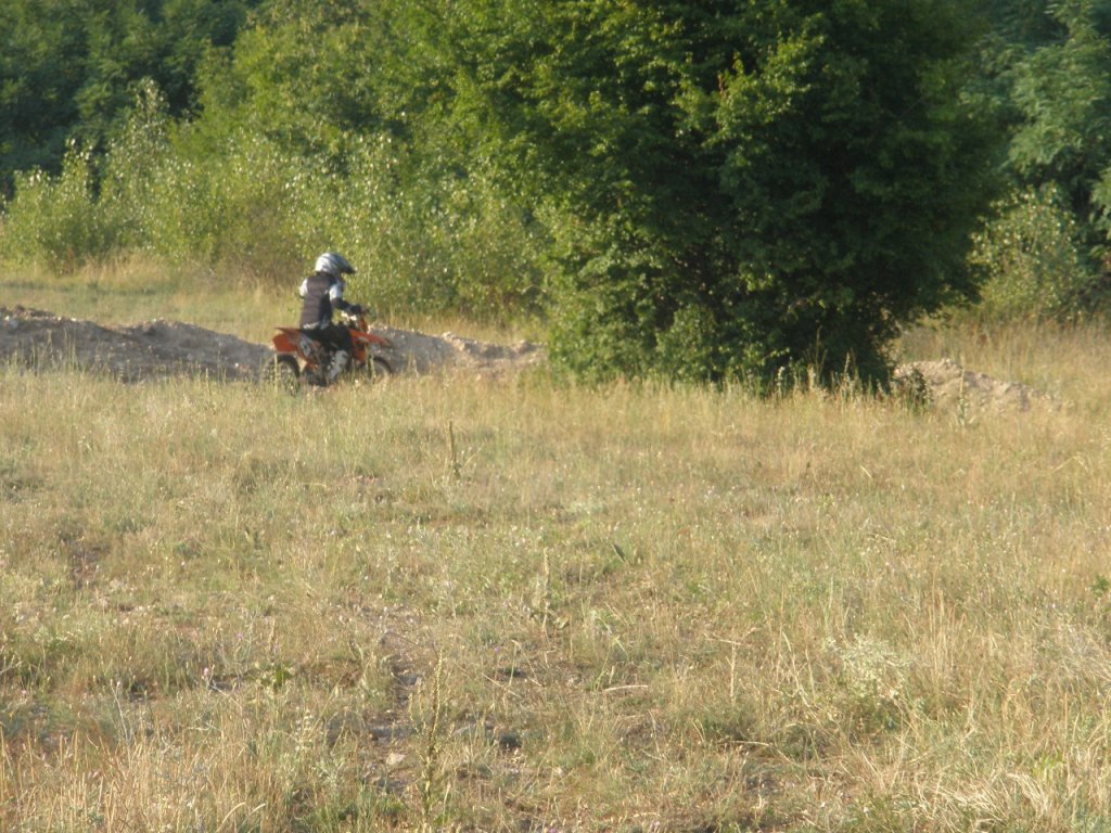 Натиснете снимката за да я уголемите

Име:P7260004.jpg
Прегледи:1
Размер:206.8 КБ
ID:5292108
