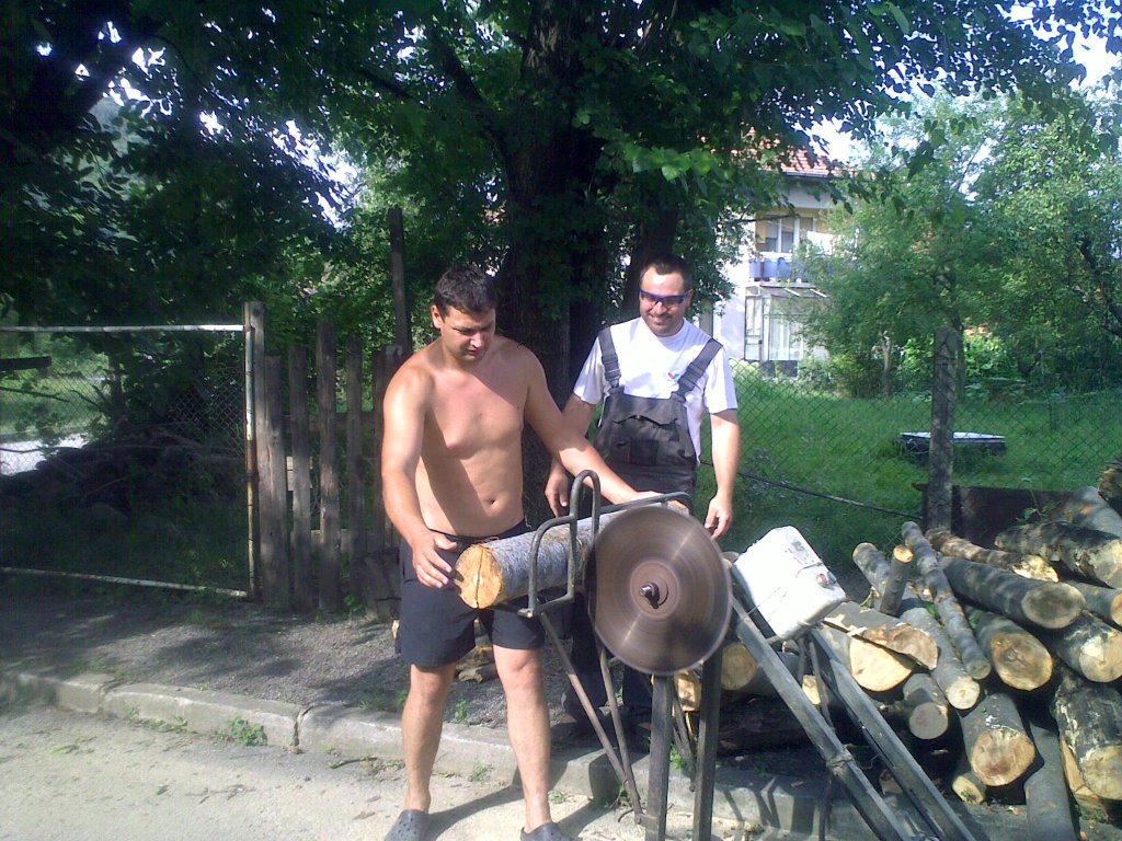 Натиснете снимката за да я уголемите

Име:01082011650.jpg
Прегледи:1
Размер:222.6 КБ
ID:5294540