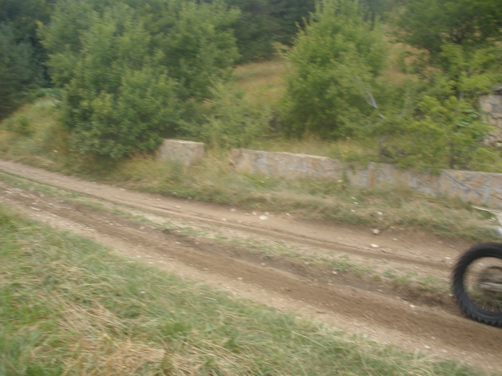 Натиснете снимката за да я уголемите

Име:P8050021.jpg
Прегледи:1
Размер:133.9 КБ
ID:5294561