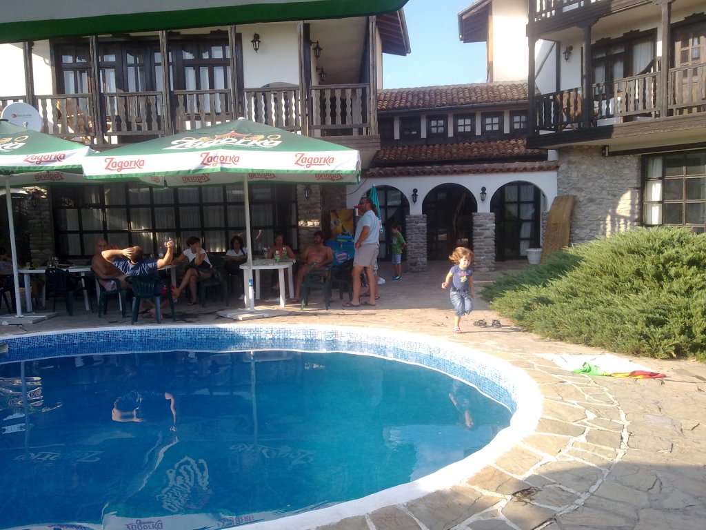 Натиснете снимката за да я уголемите

Име:12345 071.jpg
Прегледи:1
Размер:174.5 КБ
ID:5300337