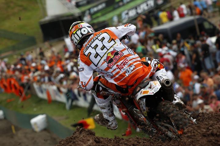 Натиснете снимката за да я уголемите

Име:357248_4098_big_56264_Cairoli_MXGP11_R14_a23_1024.jpg
Прегледи:1
Размер:58.7 КБ
ID:5300477