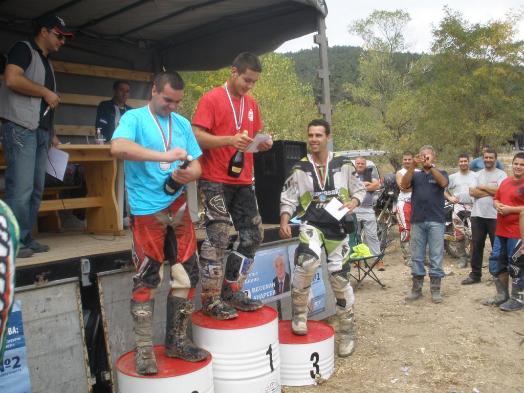 Натиснете снимката за да я уголемите

Име:PA080030.jpg
Прегледи:1
Размер:179.8 КБ
ID:5310950