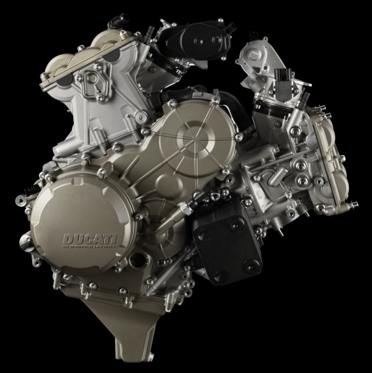 Натиснете снимката за да я уголемите

Име:big_superquadro_1199_panigale_02.jpg
Прегледи:1
Размер:75.3 КБ
ID:5311031