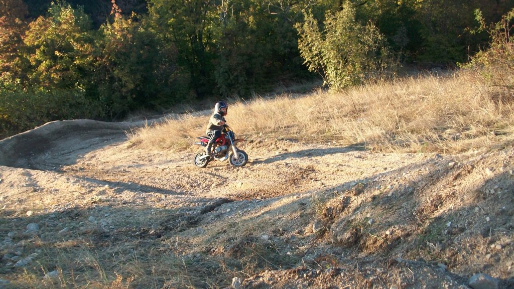 Натиснете снимката за да я уголемите

Име:Picture 126.jpg
Прегледи:1
Размер:210.9 КБ
ID:5312271