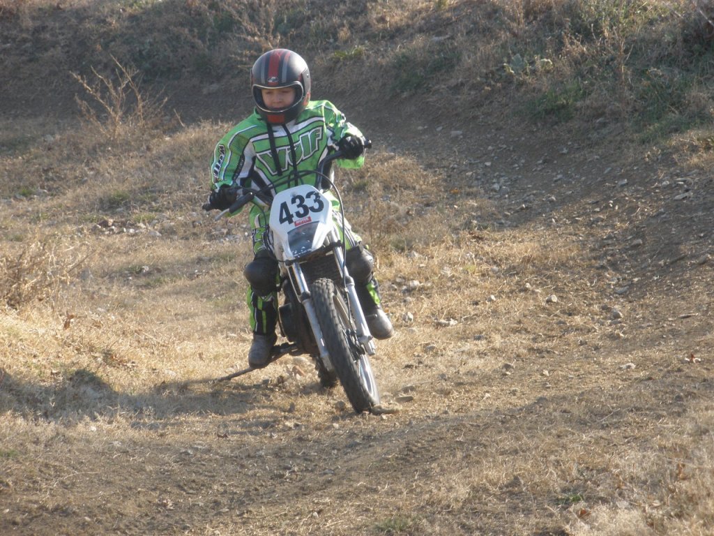 Натиснете снимката за да я уголемите

Име:PB120007.jpg
Прегледи:1
Размер:221.3 КБ
ID:5317813