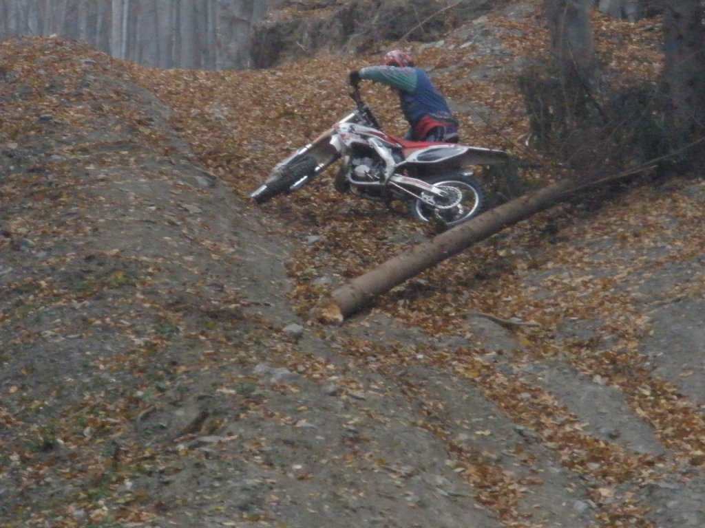 Натиснете снимката за да я уголемите

Име:PB130026.jpg
Прегледи:1
Размер:156.6 КБ
ID:5317861