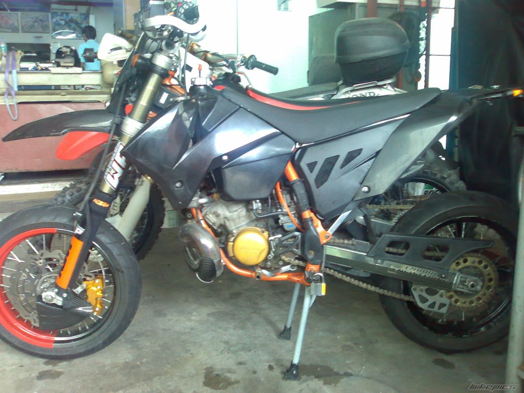 Натиснете снимката за да я уголемите

Име:bikepics-1315407-full.jpg
Прегледи:1
Размер:128.3 КБ
ID:5947375