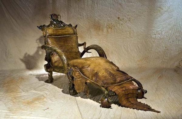 Натиснете снимката за да я уголемите

Име:would-you-dare-to-sit-on-this01.jpg
Прегледи:1
Размер:42.1 КБ
ID:5948732