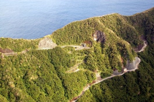 Натиснете снимката за да я уголемите

Име:volcanic-island-of-aogashima7-e1321738128478.jpg
Прегледи:1
Размер:60.7 КБ
ID:5321459
