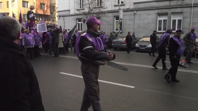 протест с резачки