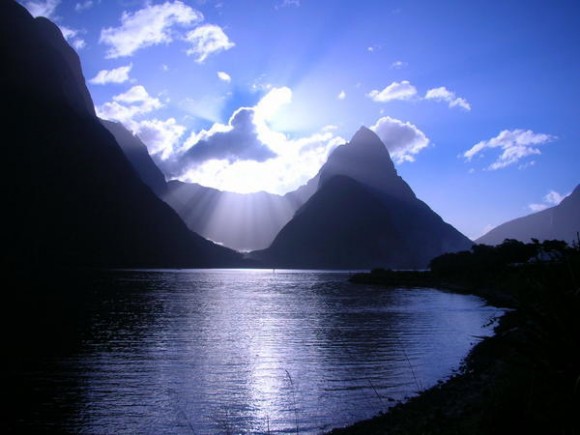 Натиснете снимката за да я уголемите

Име:m_sound-0.jpg
Прегледи:1
Размер:45.7 КБ
ID:5324831