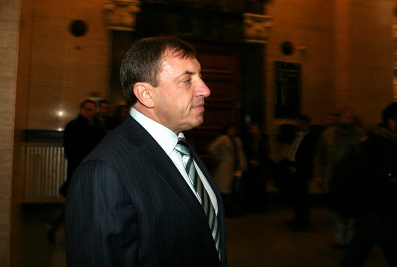 Алексей Петров