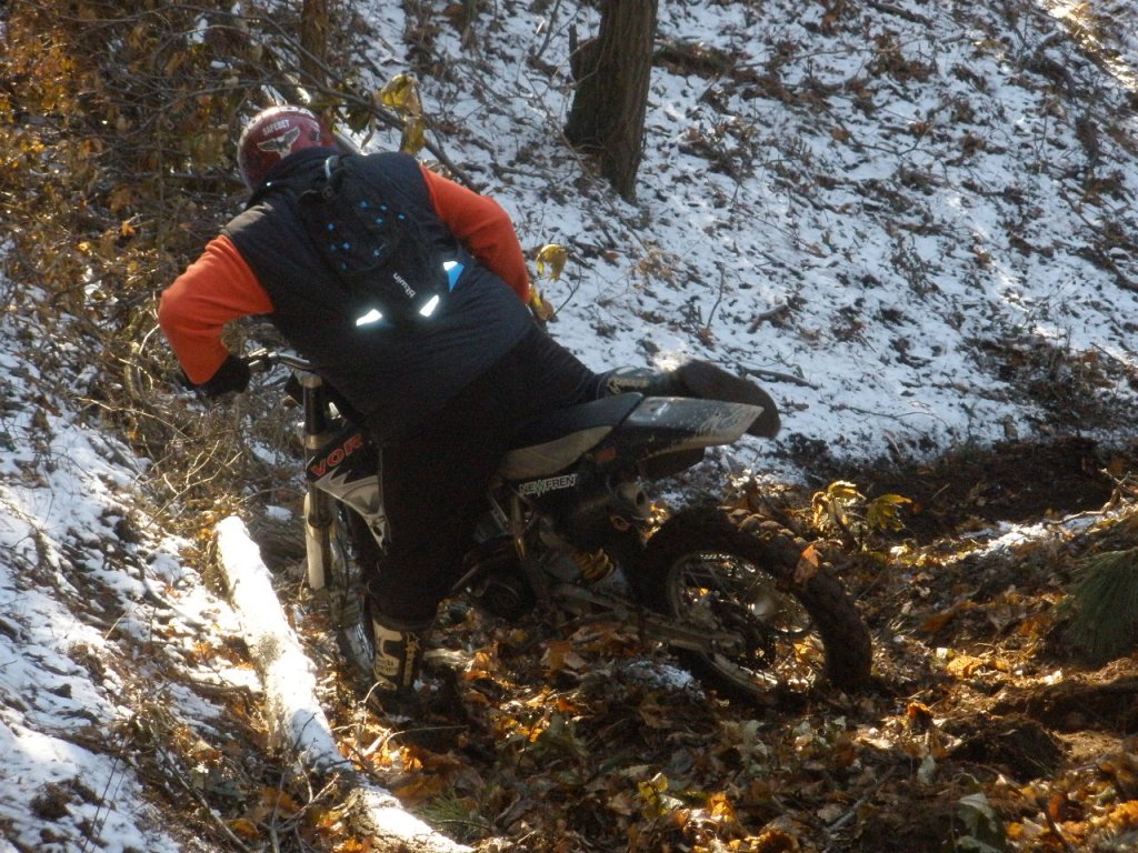 Натиснете снимката за да я уголемите

Име:P1020004.jpg
Прегледи:1
Размер:231.9 КБ
ID:5333053