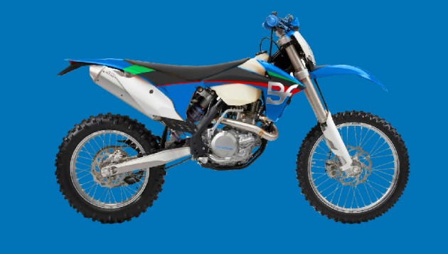 Натиснете снимката за да я уголемите

Име:motoktmexcbordoneferrarienduroracingteam.jpg
Прегледи:1
Размер:43.9 КБ
ID:5336876