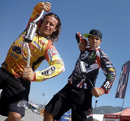 Натиснете снимката за да я уголемите

Име:big_mika_ahola_tribute_20.jpg
Прегледи:1
Размер:71.2 КБ
ID:5337552