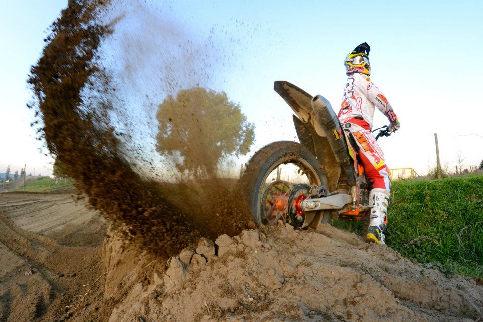 Натиснете снимката за да я уголемите

Име:403104_287102124680025_156684744388431_810702_1995231076_n.jpg
Прегледи:1
Размер:127.8 КБ
ID:5337826