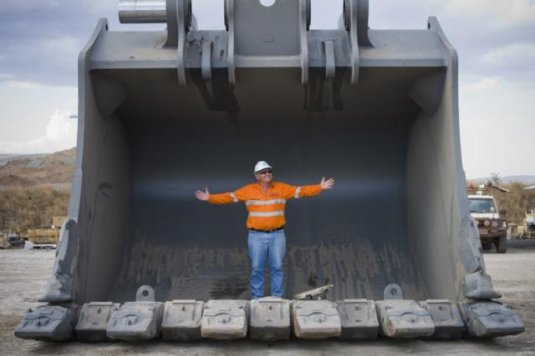 Натиснете снимката за да я уголемите

Име:1300409437_liebherr-r9800-3.jpg
Прегледи:1
Размер:27.9 КБ
ID:5956956