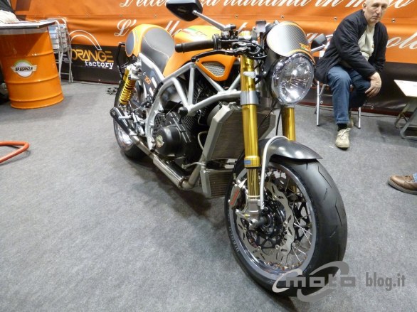 Натиснете снимката за да я уголемите

Име:sf750_01.jpg
Прегледи:1
Размер:81.5 КБ
ID:5338068