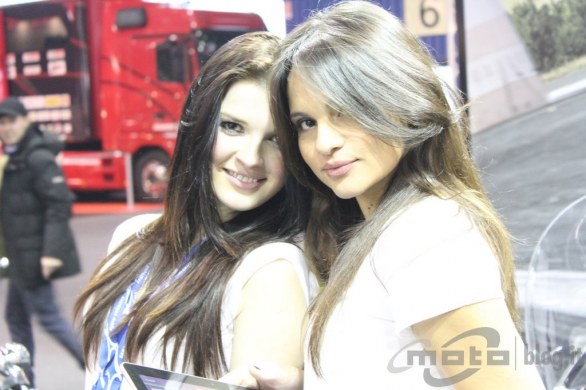 Натиснете снимката за да я уголемите

Име:Girls_MBE2012_parte1_01.JPG
Прегледи:1
Размер:53.3 КБ
ID:5338078