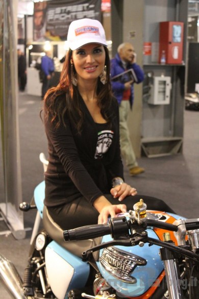 Натиснете снимката за да я уголемите

Име:Girls_MBE2012_parte1_11.JPG
Прегледи:1
Размер:56.7 КБ
ID:5338079