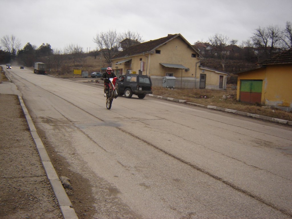 Натиснете снимката за да я уголемите

Име:DSC00047.jpg
Прегледи:1
Размер:132.0 КБ
ID:5340937