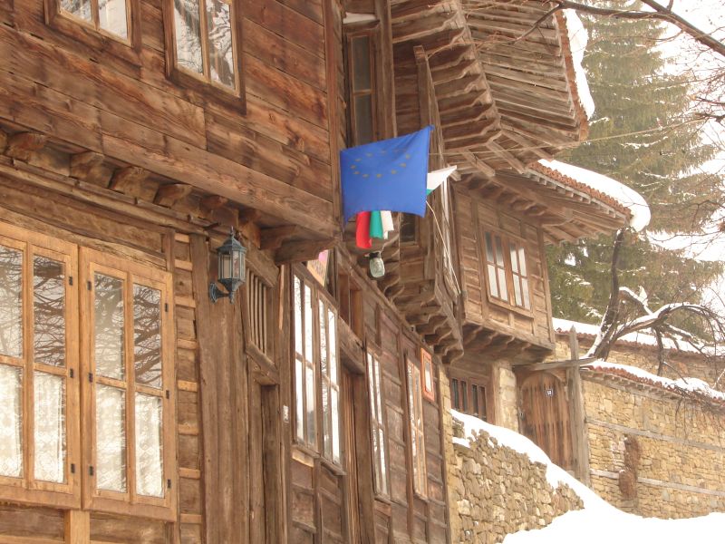 Натиснете снимката за да я уголемите

Име:DSC05.jpg
Прегледи:1
Размер:130.7 КБ
ID:5345692