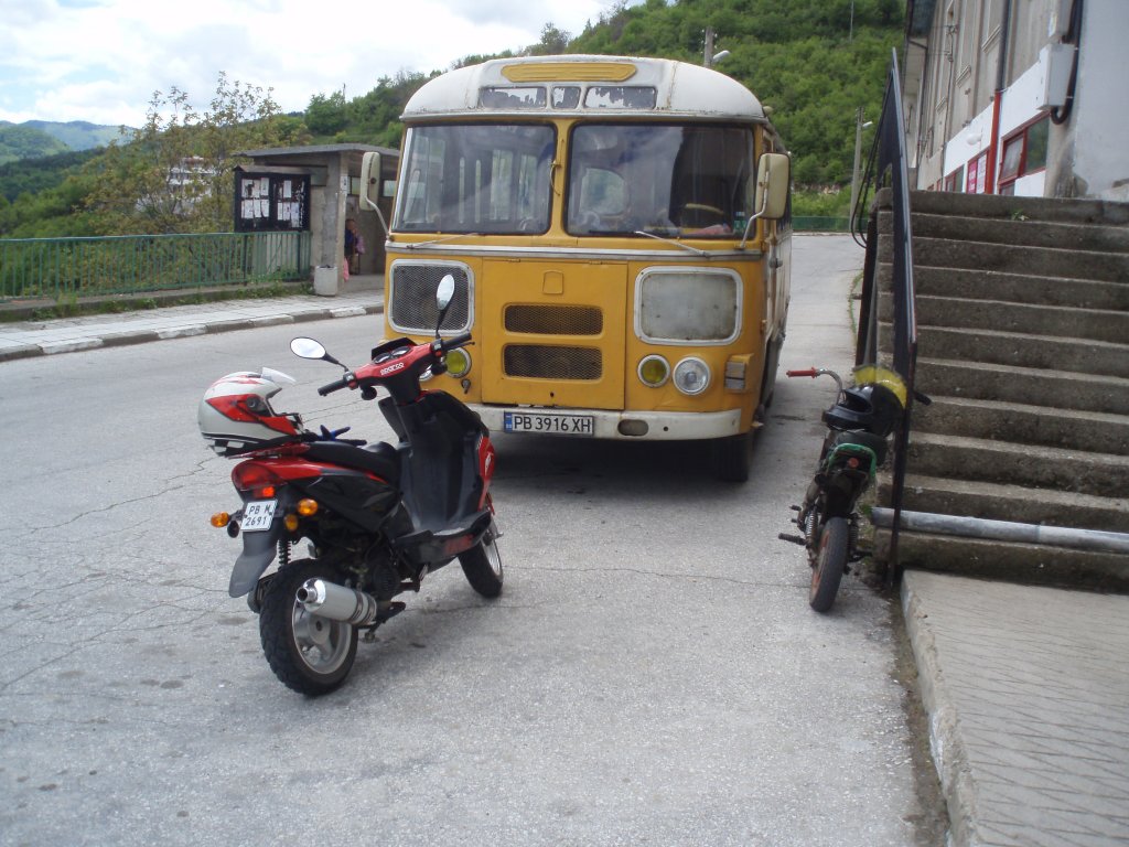 Натиснете снимката за да я уголемите

Име:P5092917.jpg
Прегледи:1
Размер:162.9 КБ
ID:5346375