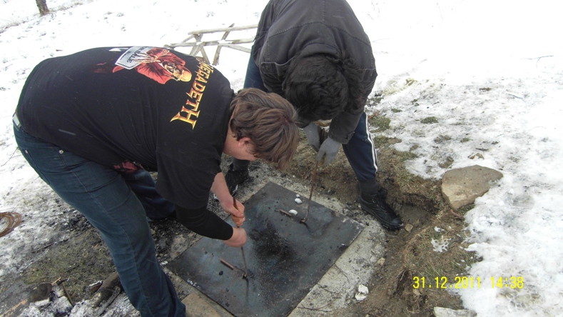 Натиснете снимката за да я уголемите

Име:SDC11929 lamb in a hole.JPG
Прегледи:1
Размер:226.1 КБ
ID:5960802