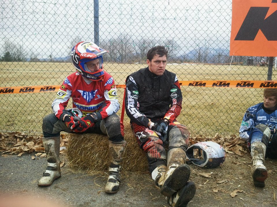 Натиснете снимката за да я уголемите

Име:430453_393346340682661_146727112011253_1767002_615020320_n.jpg
Прегледи:1
Размер:224.0 КБ
ID:5349530