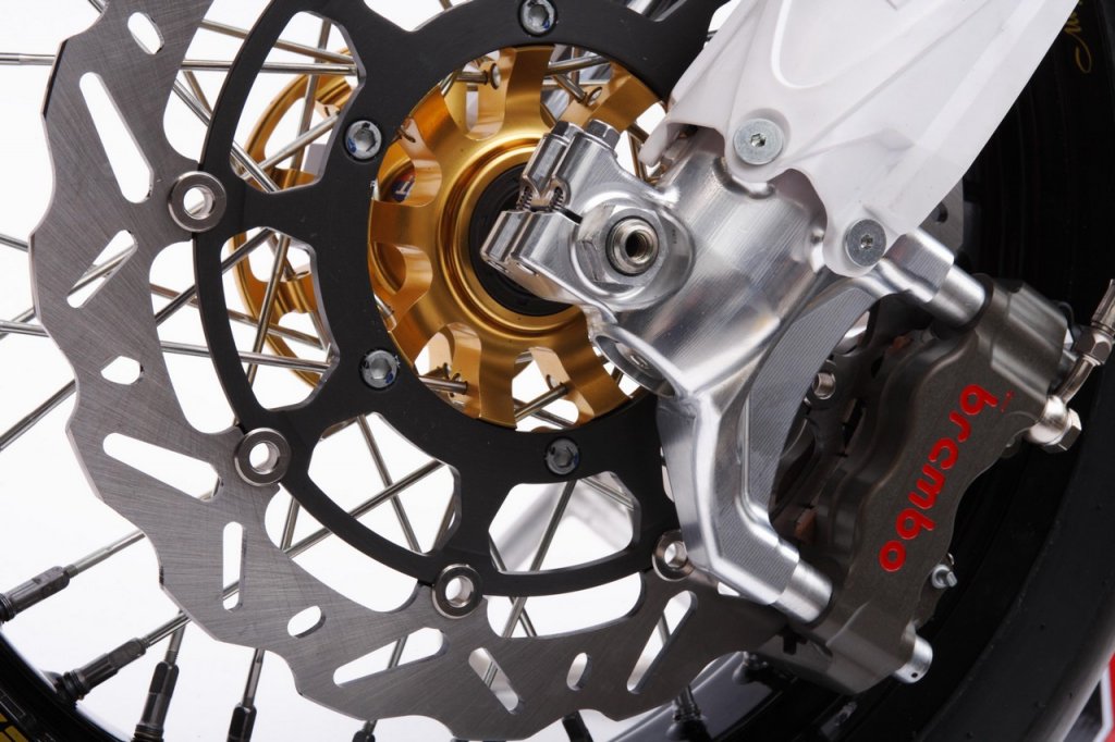 Натиснете снимката за да я уголемите

Име:big_Yamaha_YZ450SM_2012_15.jpg
Прегледи:1
Размер:125.1 КБ
ID:5350185