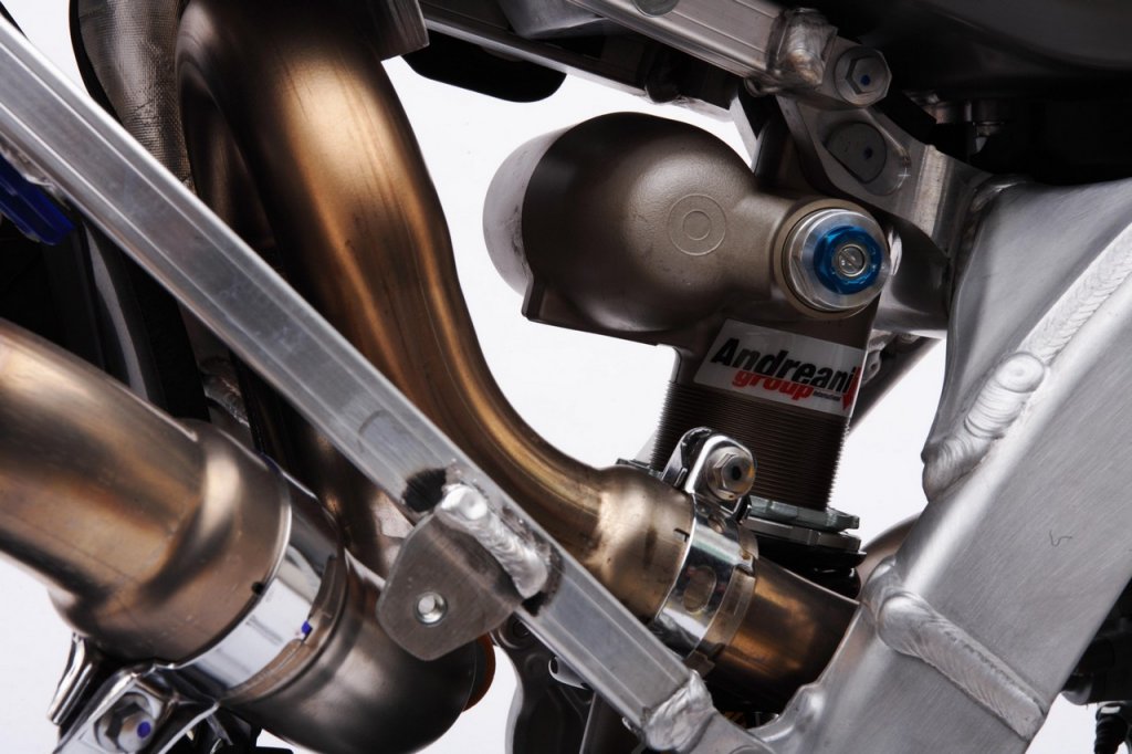 Натиснете снимката за да я уголемите

Име:big_Yamaha_YZ450SM_2012_18.jpg
Прегледи:1
Размер:111.8 КБ
ID:5350187
