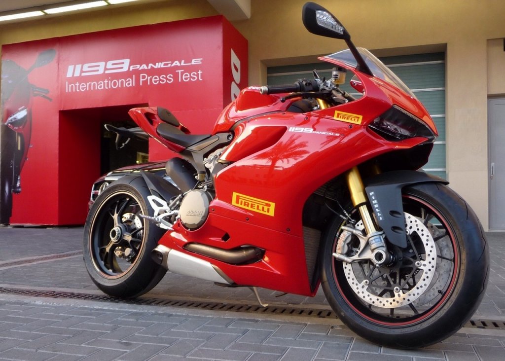 Натиснете снимката за да я уголемите

Име:big_Ducati_1199_Panigale_Pirelli_2.jpg
Прегледи:1
Размер:141.6 КБ
ID:5351684