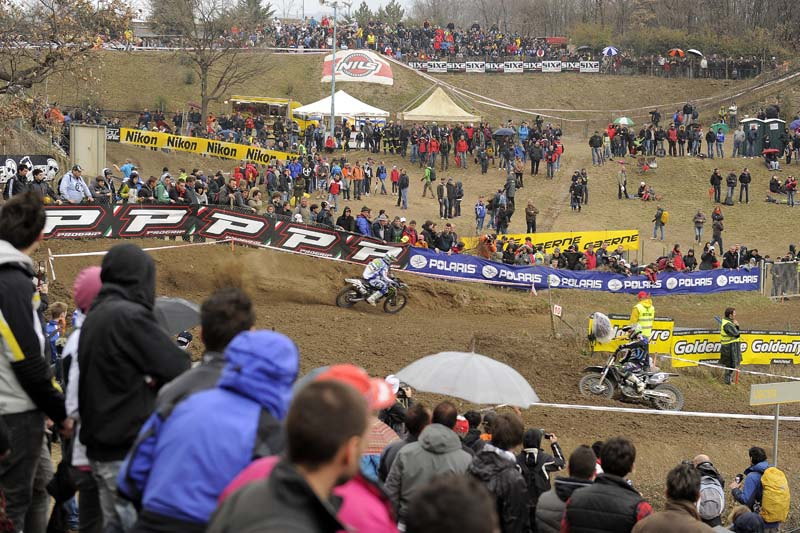 Натиснете снимката за да я уголемите

Име:big_internazionali_ditalia_motocross_arco_di_trento_2012_17.jpg
Прегледи:1
Размер:133.1 КБ
ID:5353662