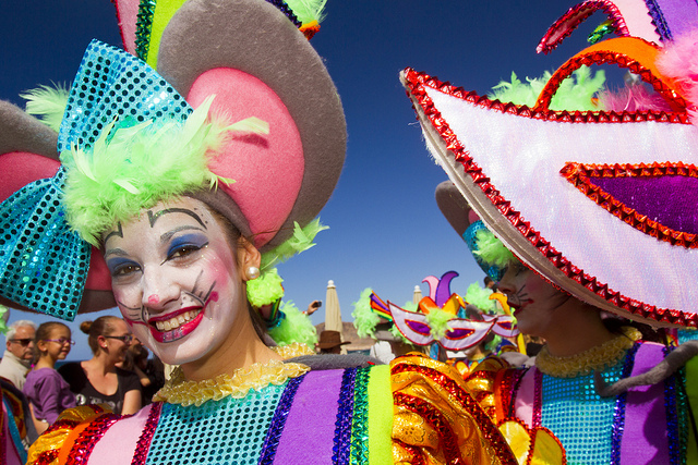 Натиснете снимката за да я уголемите

Име:carnival 3.jpg
Прегледи:1
Размер:278.9 КБ
ID:5354486