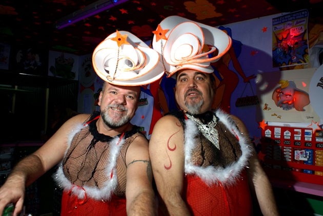 Натиснете снимката за да я уголемите

Име:fotos noches del carnaval de las palmas 2012 chiringays[3].jpg
Прегледи:1
Размер:90.9 КБ
ID:5354493