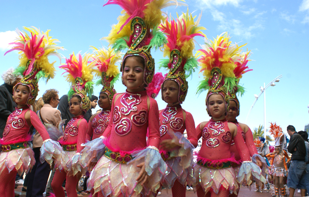 Натиснете снимката за да я уголемите

Име:fotos_carnaval_al_sol_2012_las_canteras_las_palmas_canarias_2.jpg
Прегледи:1
Размер:356.4 КБ
ID:5354499