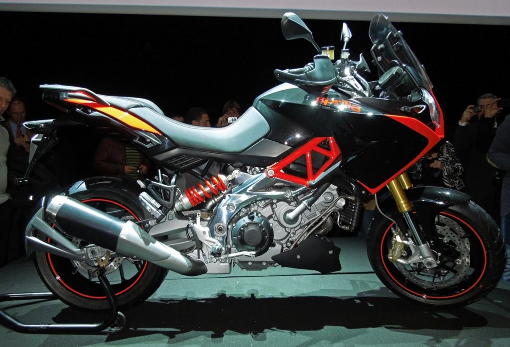 Натиснете снимката за да я уголемите

Име:big_Aprilia_Caponord_1200_2013_00.jpg
Прегледи:1
Размер:131.8 КБ
ID:5355605