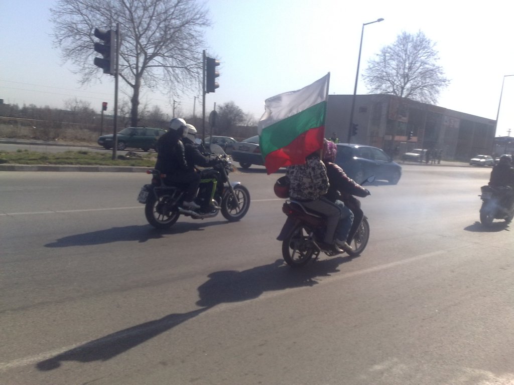 Натиснете снимката за да я уголемите

Име:220320121134.jpg
Прегледи:3
Размер:103.3 КБ
ID:5966211