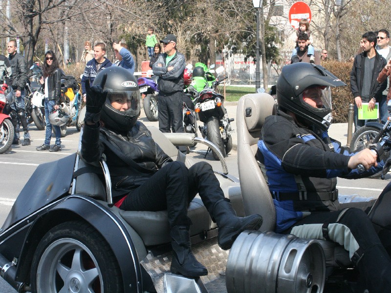 Натиснете снимката за да я уголемите

Име:IMG_3536.JPG
Прегледи:1
Размер:205.4 КБ
ID:5966401
